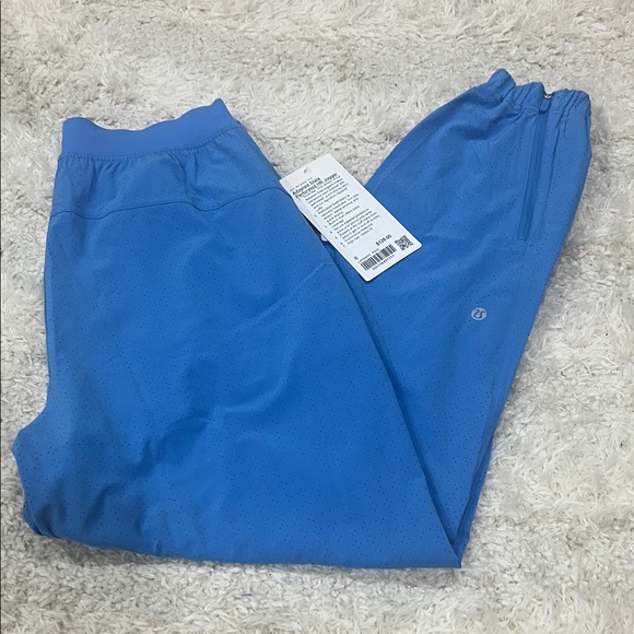 Lululemon Adapted State perforated HR Joggers “Pool” - Picture 3 of 3
